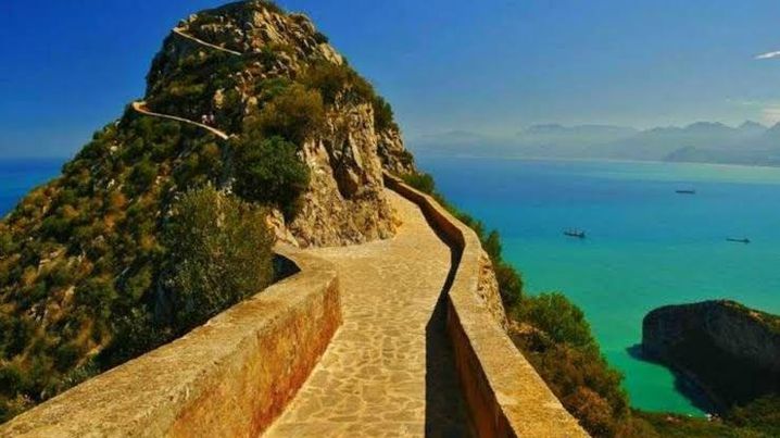 قلعة "يما قورايا" بالجزائر بين الأسطورة و الحقيقة 